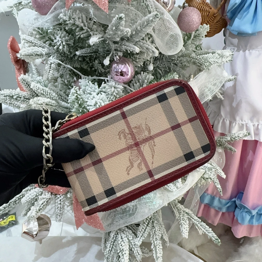 95新 BURBERRY/博柏利 巴宝莉零钱包a9187