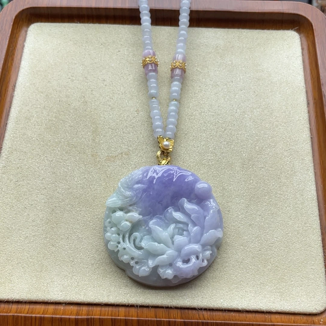 翡翠未镶嵌颈饰翡翠花牌