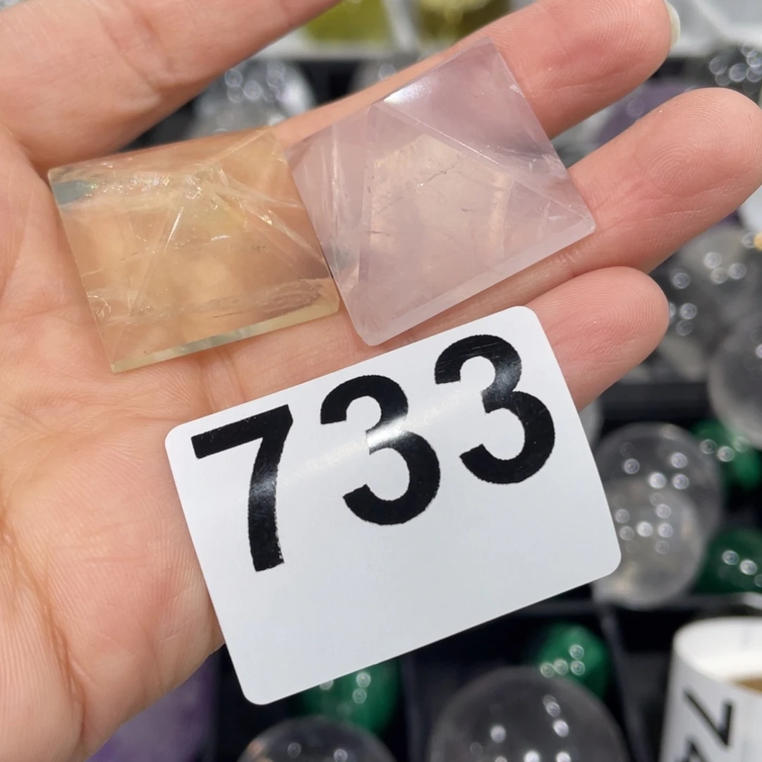 珠宝半成品未镶嵌水晶2个