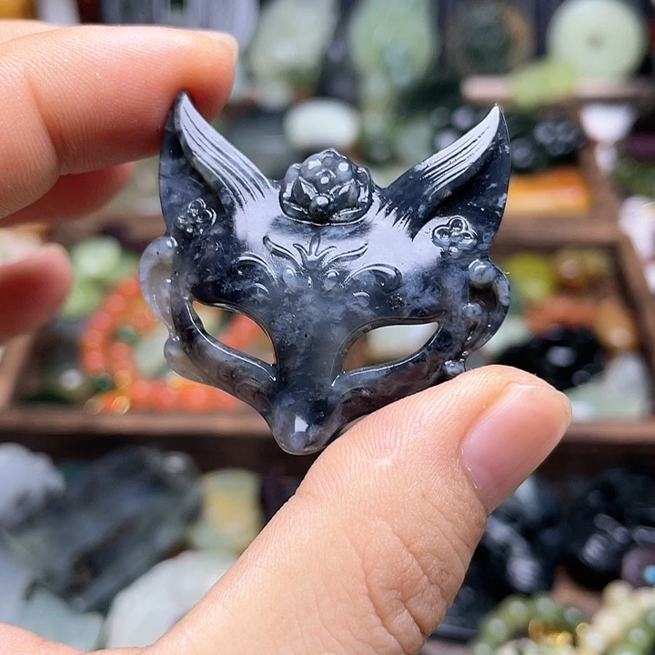 蛇纹石玉挂件未镶嵌