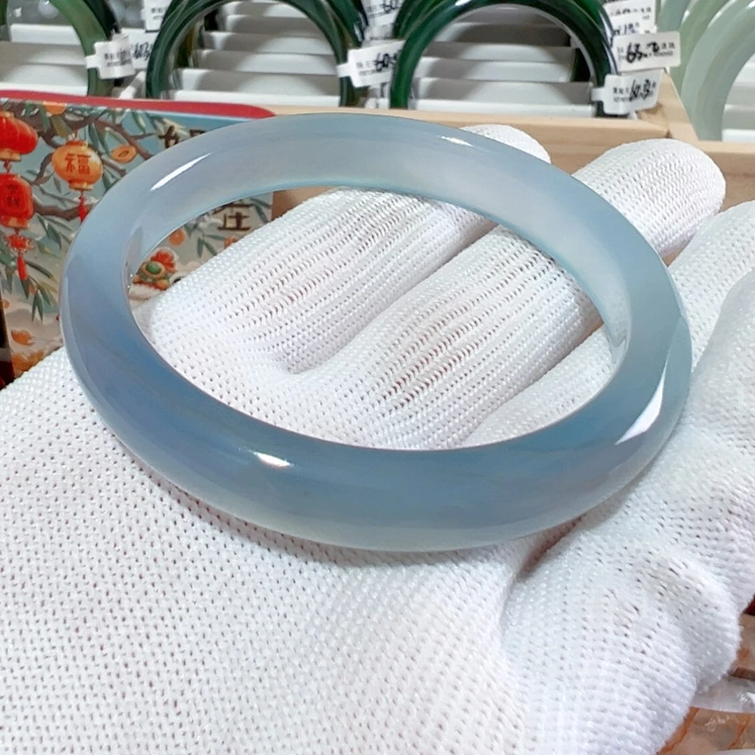 玛瑙/玉髓手镯未镶嵌55