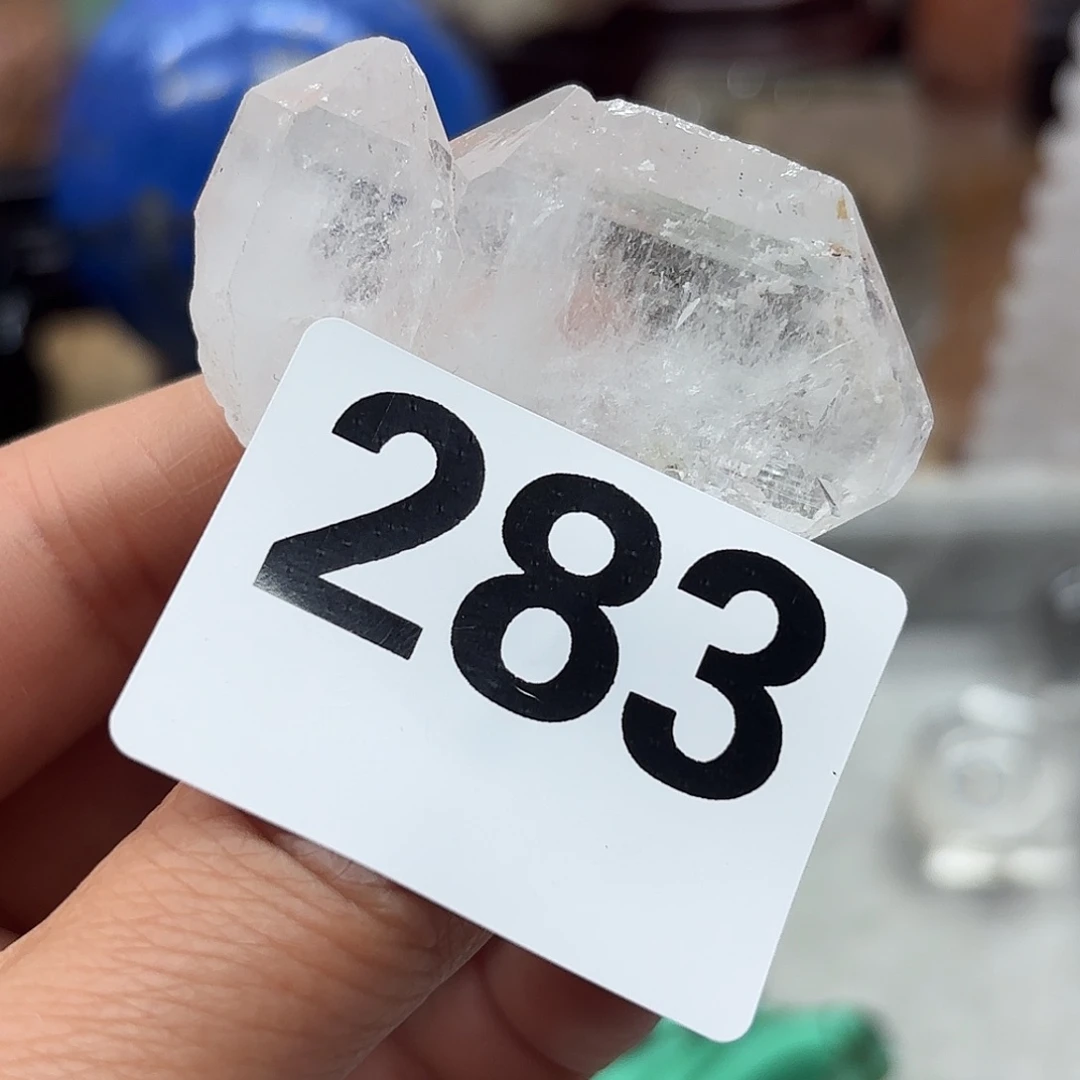 未镶嵌水晶大型摆件（非配饰）