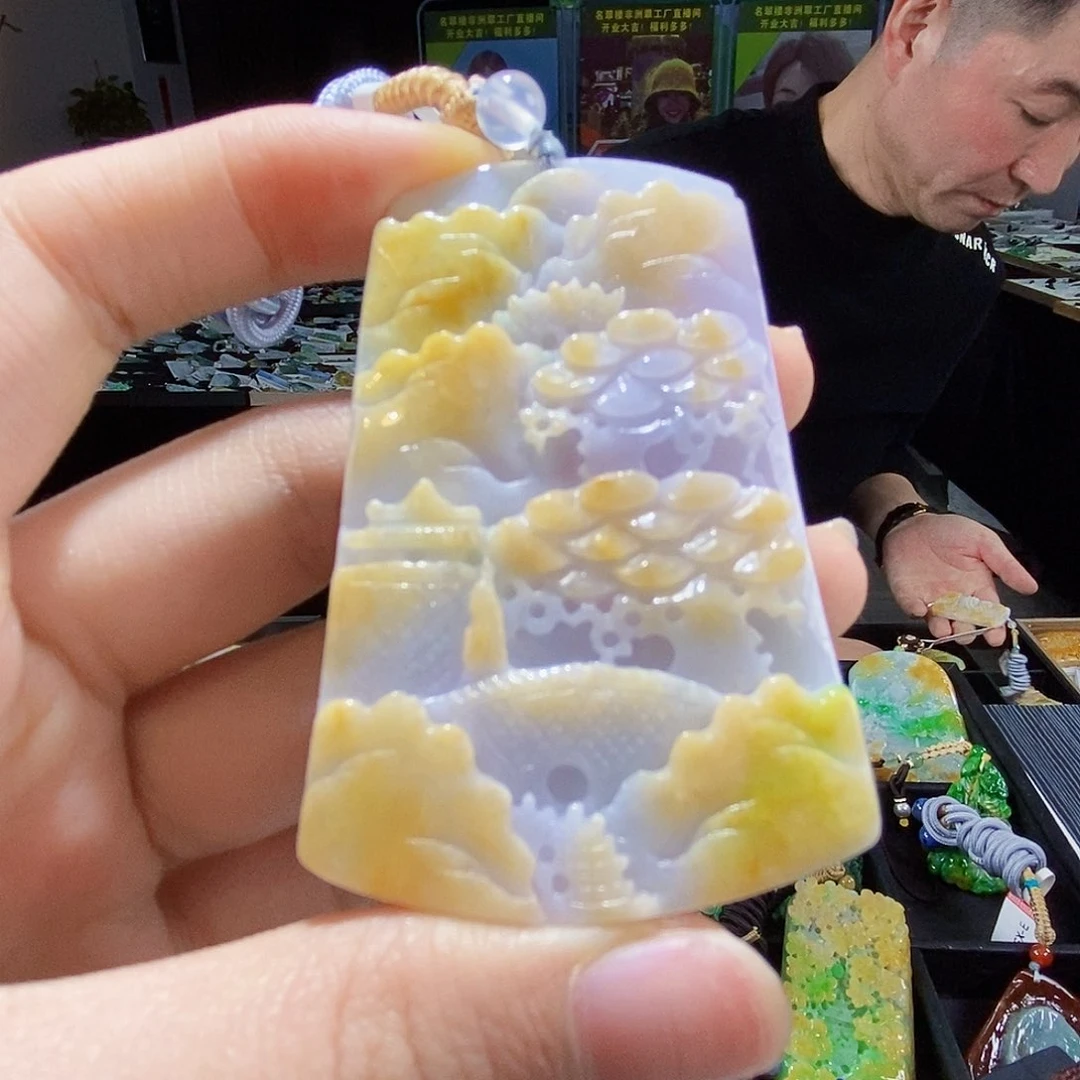 颈饰未镶嵌翡翠翡翠