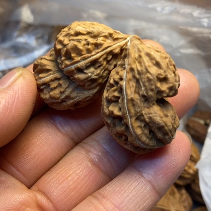 吊坠文玩核桃哪家79