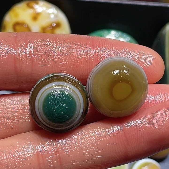 泰***金玛瑙/玉髓未镶嵌珠宝奇石