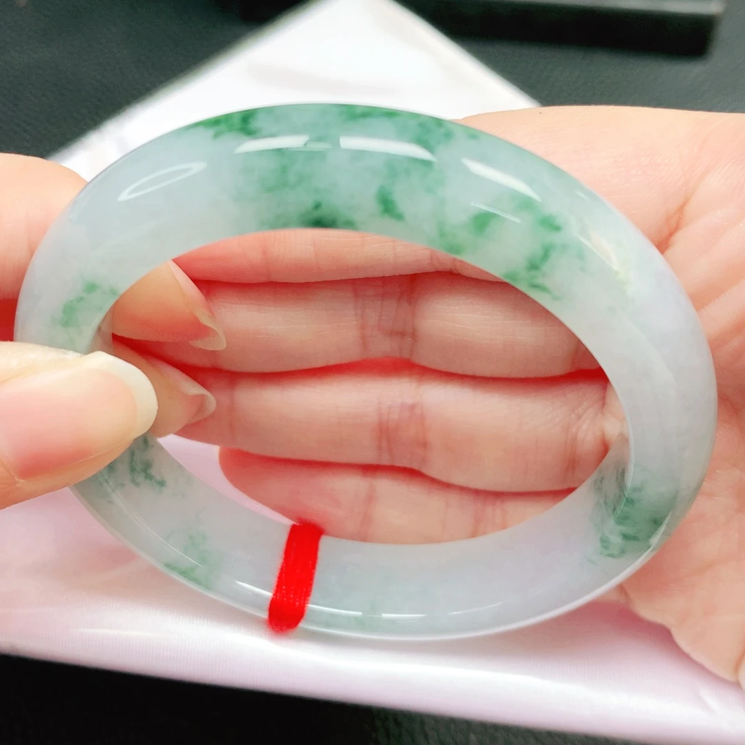 翡翠未镶嵌手镯56圈