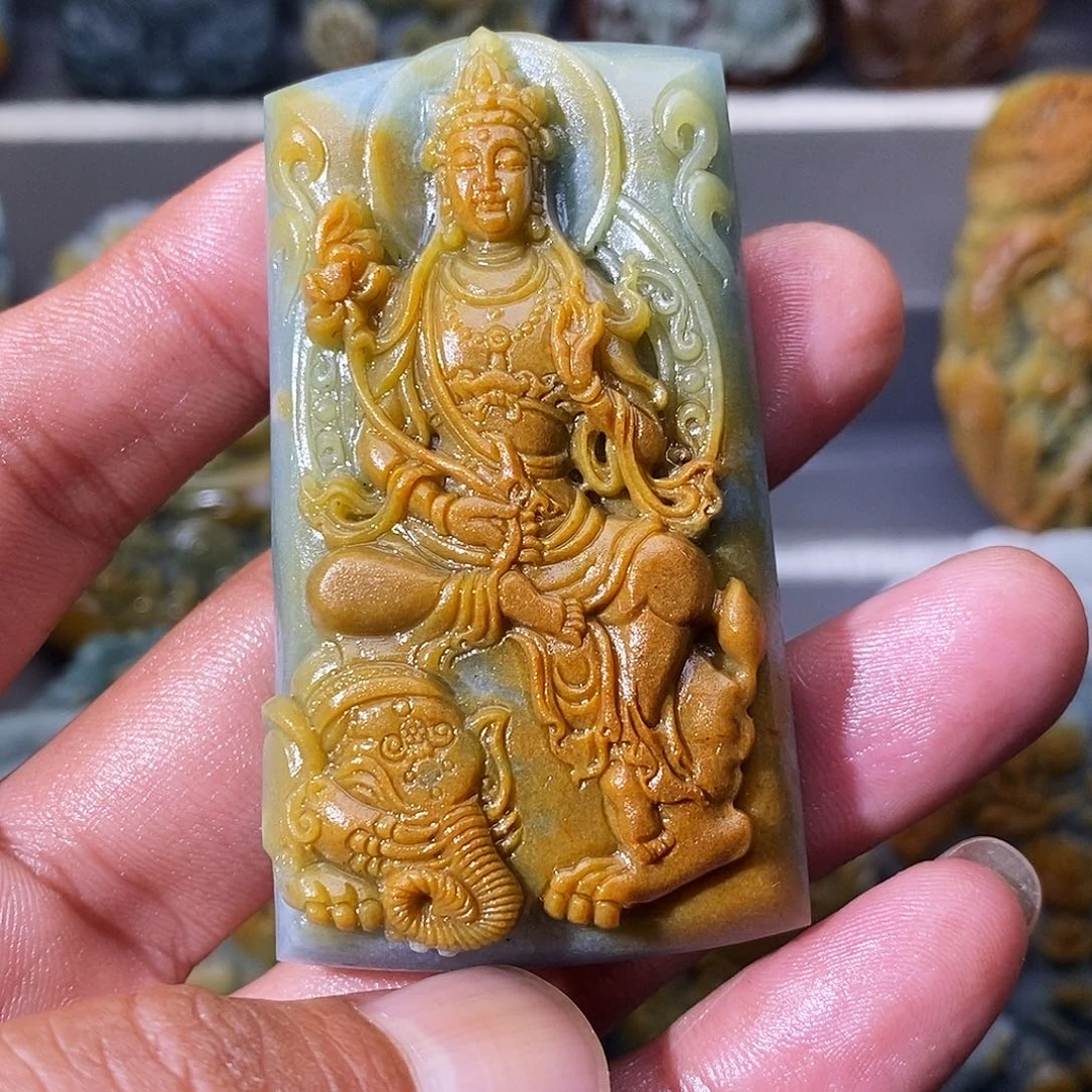 襄***油未镶嵌定制翡翠定制雕刻背面雕刻龙拍