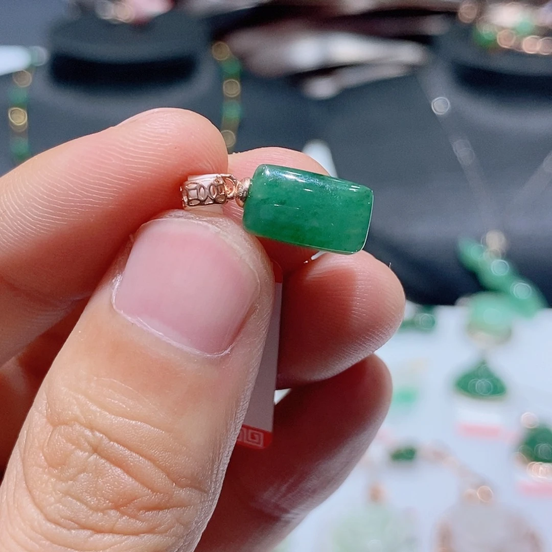 独山玉银S925镶嵌吊坠