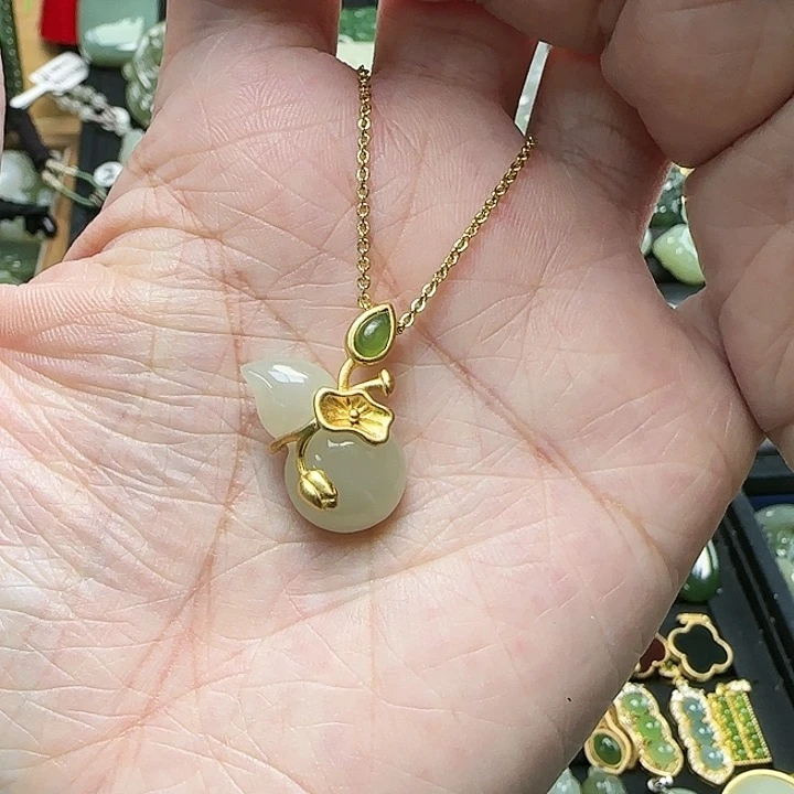 颈饰银S925镶嵌和田玉