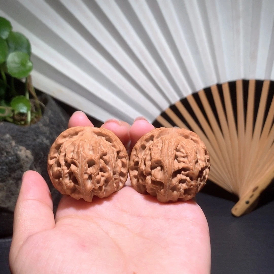 文玩核桃吊坠苹果园狮子头072807