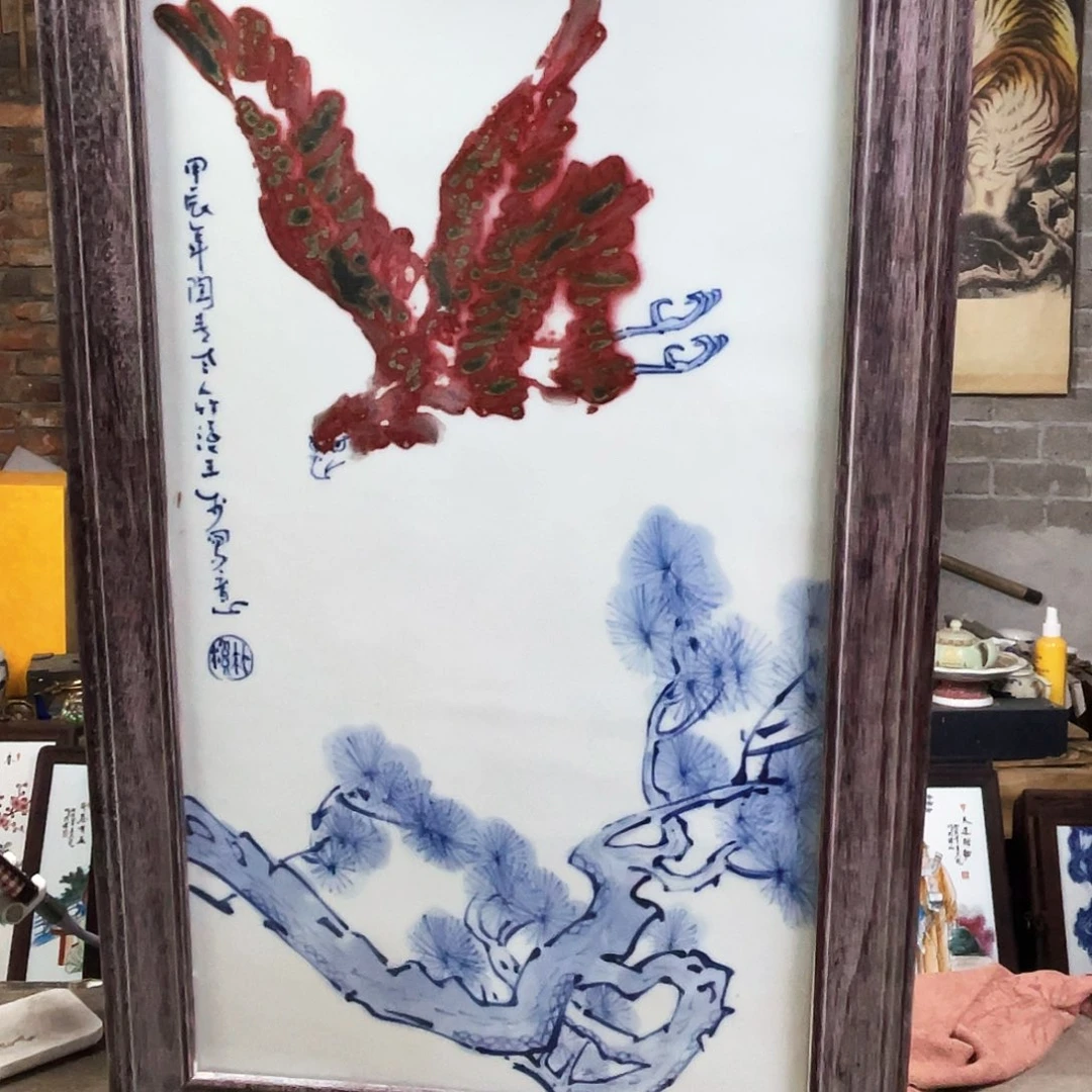 摆件景德镇陶瓷。
