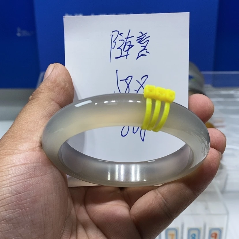 【闪购商品】玛瑙/玉髓手镯未镶嵌随*