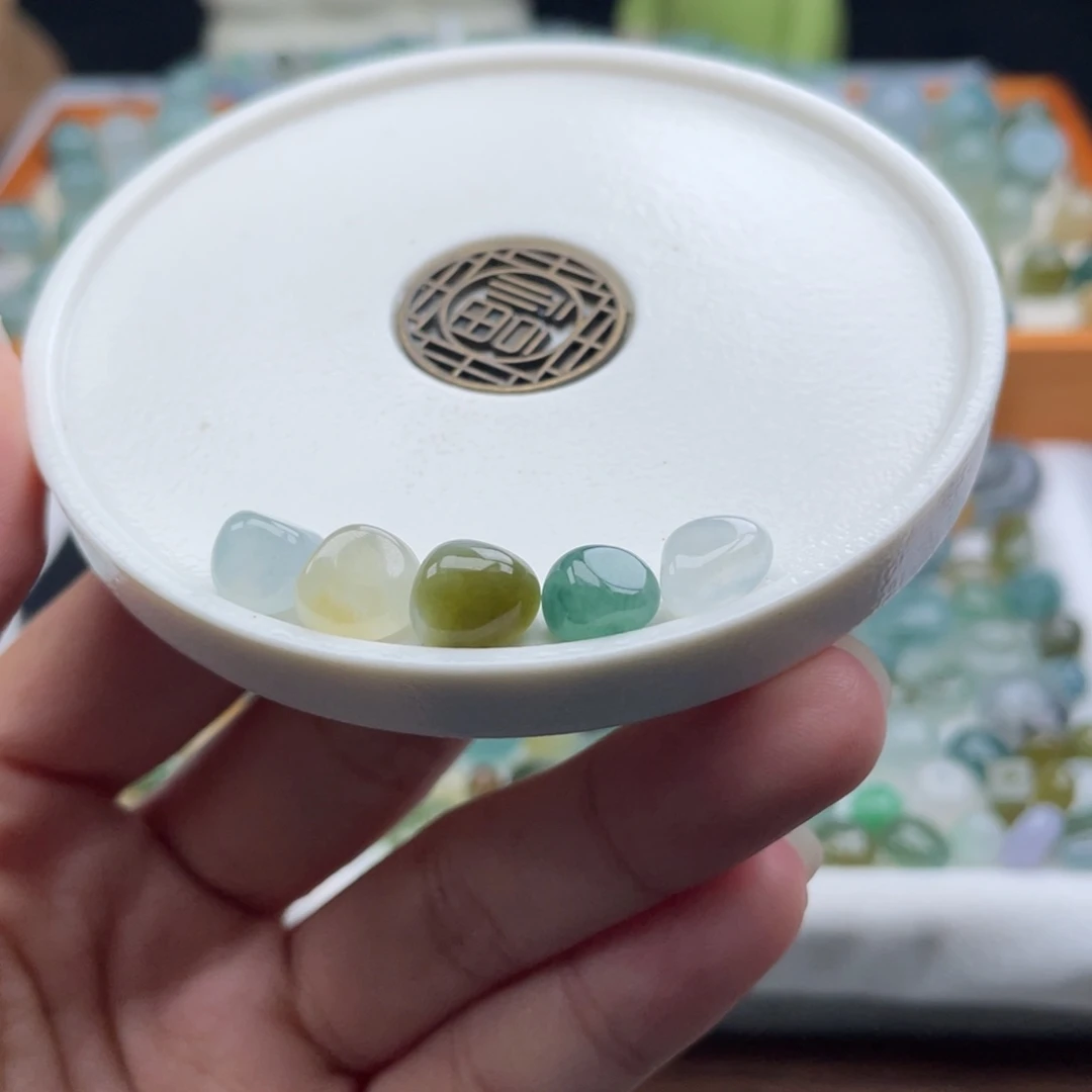 翡翠散珠黄****子天然缅甸翡翠a货随形5颗8+