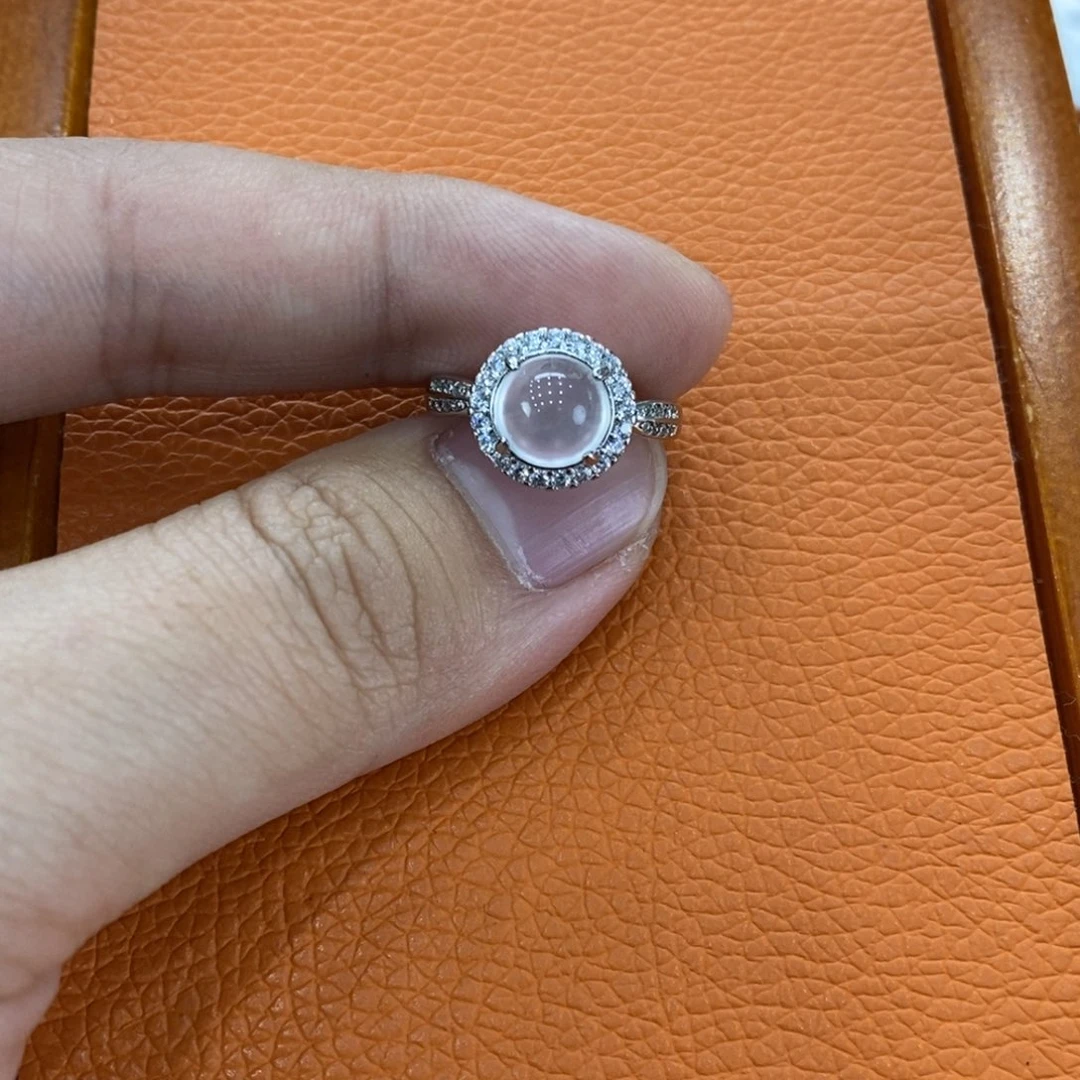 石英质玉吊坠(不含链)合金