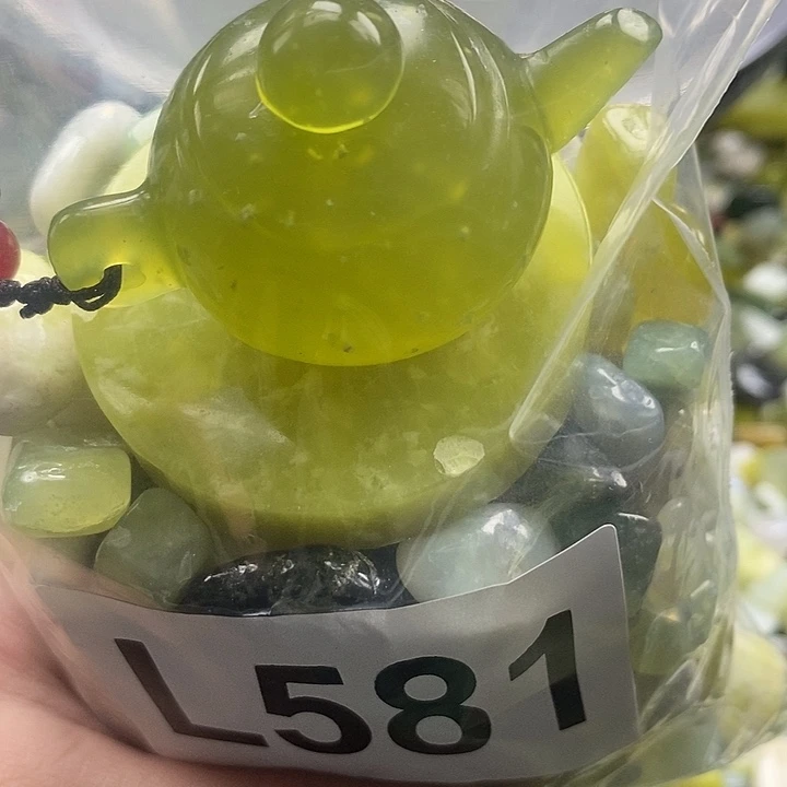 岫玉鱼缸石未镶嵌