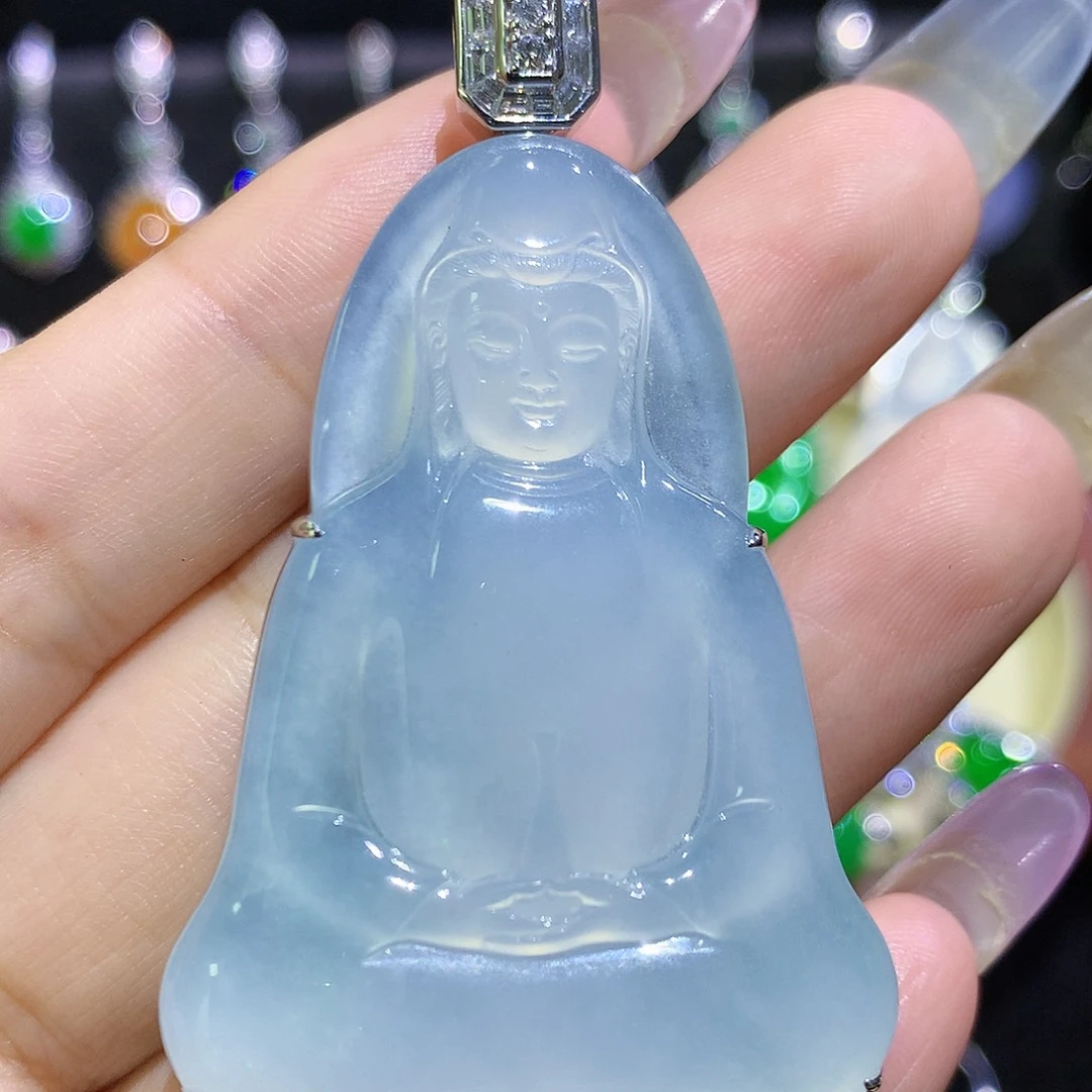 颈饰18K金镶嵌翡翠高冰