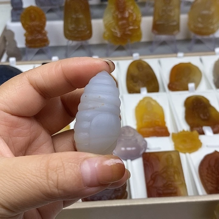 玛瑙/玉髓未镶嵌颈饰