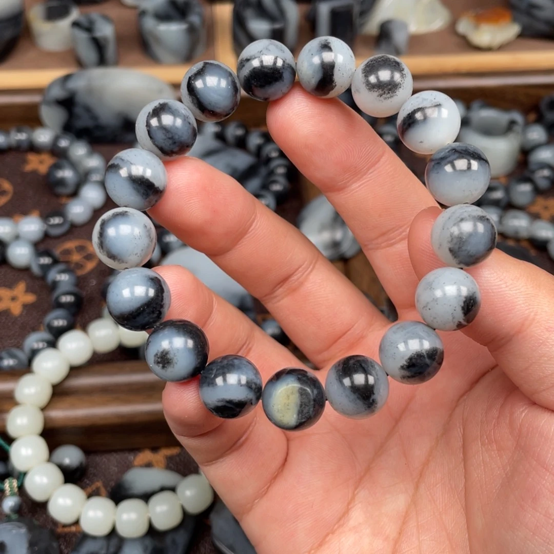 和田玉未镶嵌手串