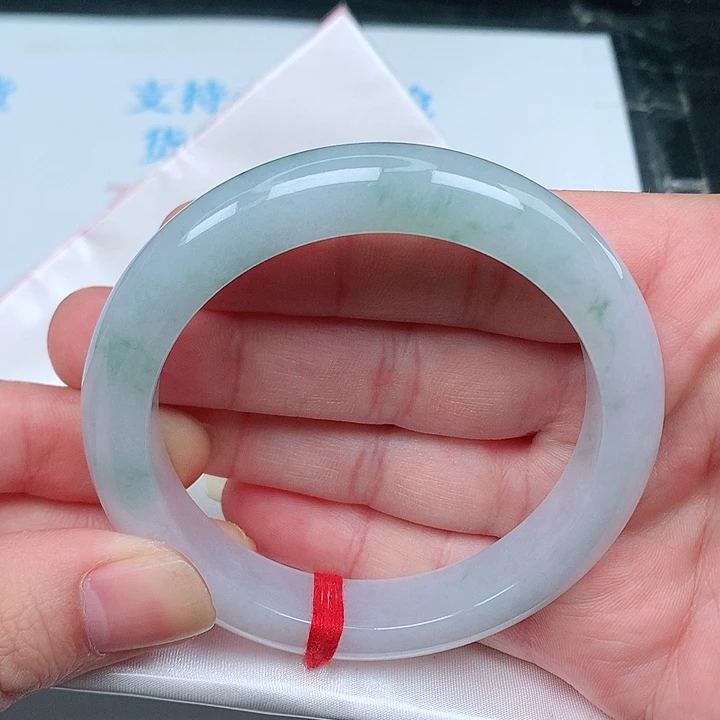 未镶嵌手镯翡翠天然