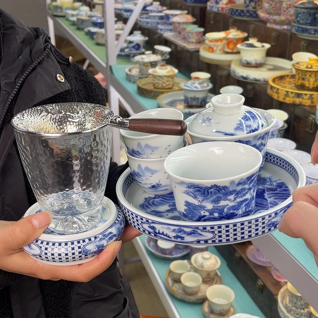 祝我们成为更好的人