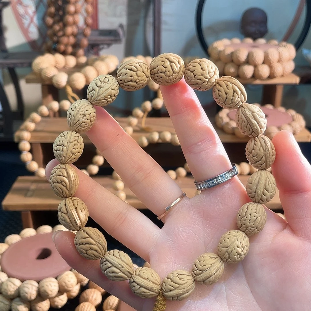 郭*13加野生大肠纹单圈手持