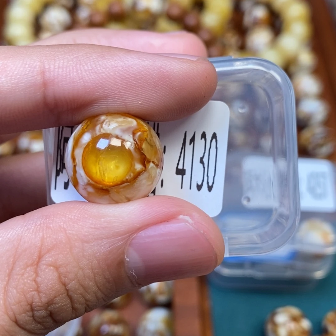 把件猴头核桃沁色圆珠老型4130