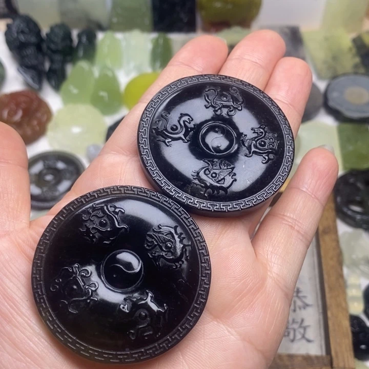 合金蛇纹石玉颈饰无*