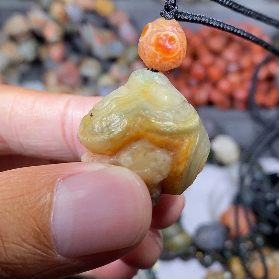 未镶嵌玛瑙/玉髓珠宝奇石