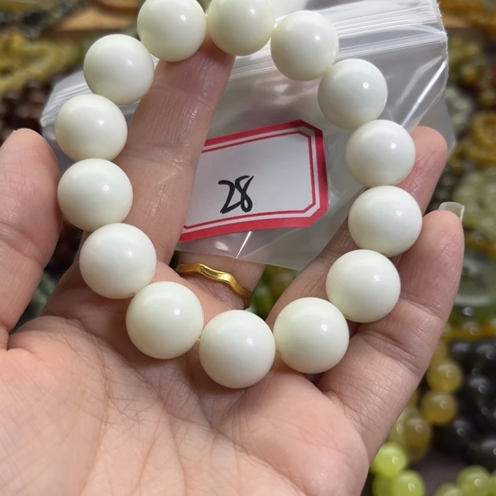 未镶嵌蛇纹石玉手链