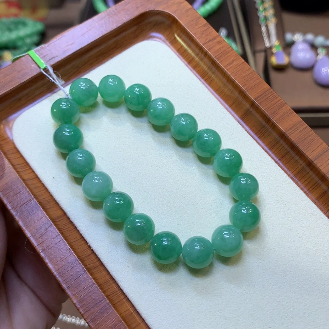 F***e翡翠未镶嵌颈饰翡翠