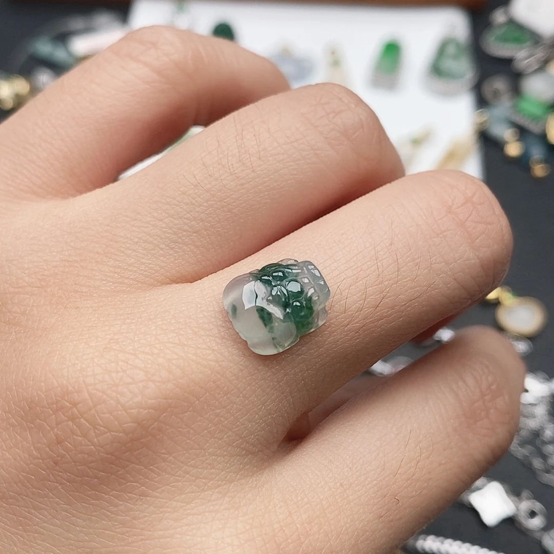 翡翠未镶嵌戒指貔貅裸石