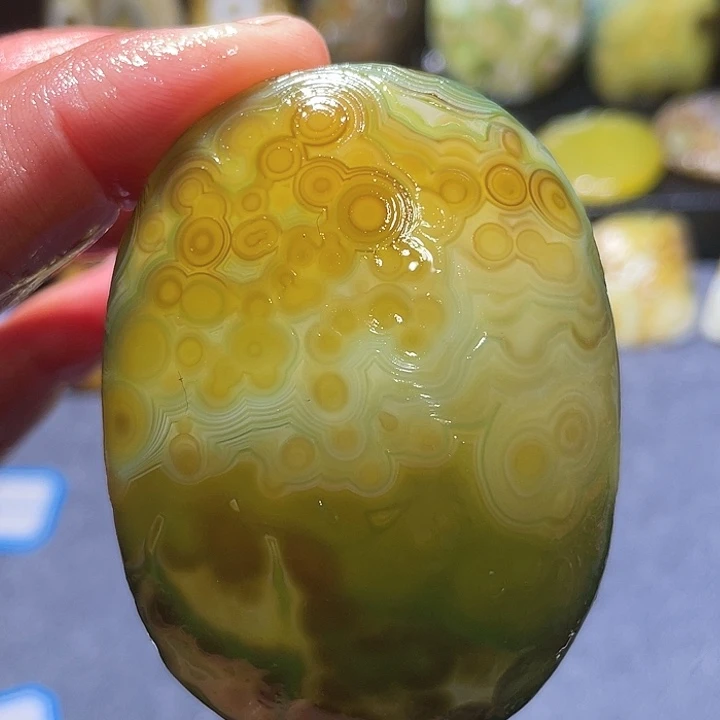 玛瑙/玉髓未镶嵌珠宝奇石