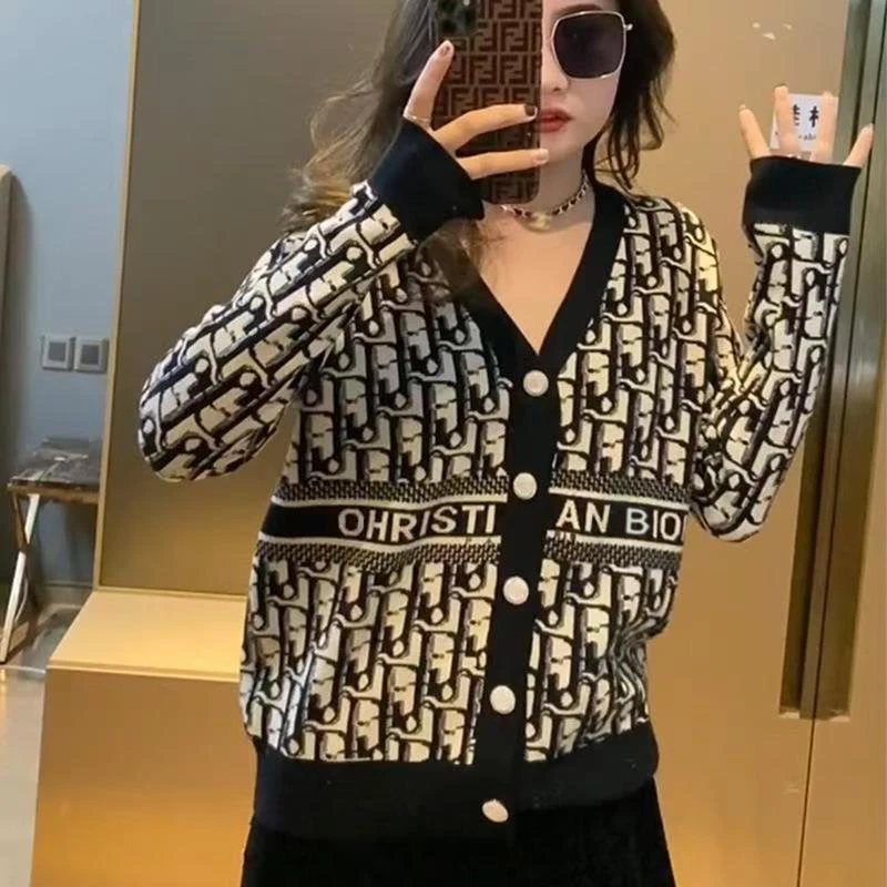 【粉丝专属】长袖女春秋款小开衫外套宽松加大印花港风V领上衣女503