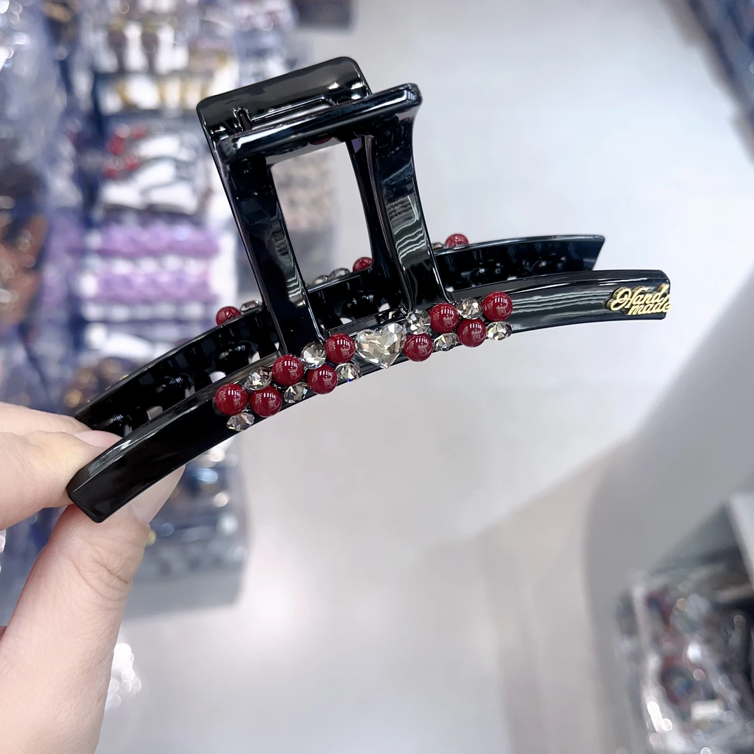 S657红色闪亮13公分抓夹