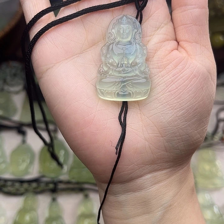 岫玉合金颈饰吊坠