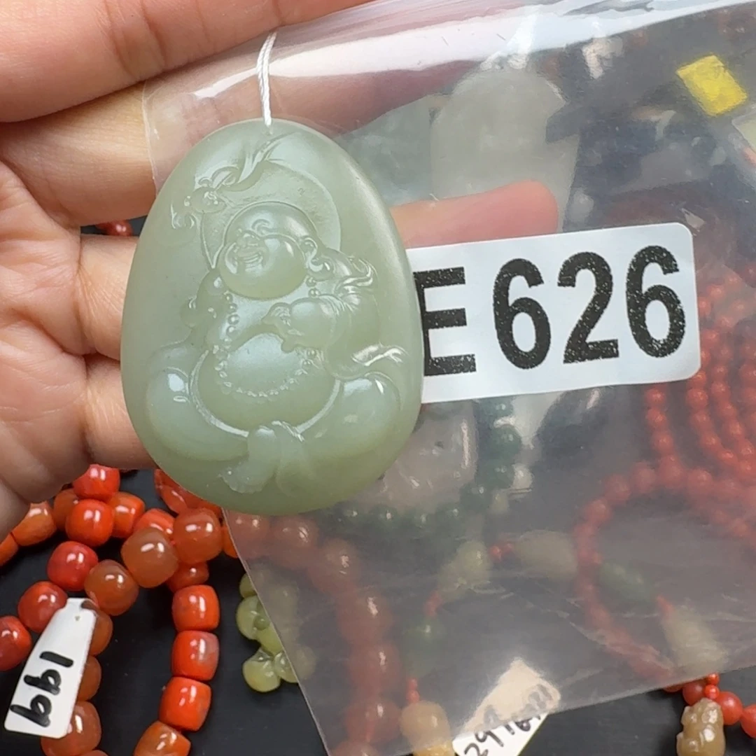 和田玉未镶嵌珠宝奇石