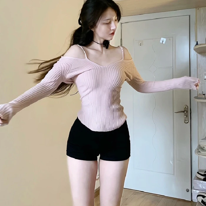 秋季方领露肩假两件纯欲风修身显瘦收腰长袖T恤性感辣妹上衣