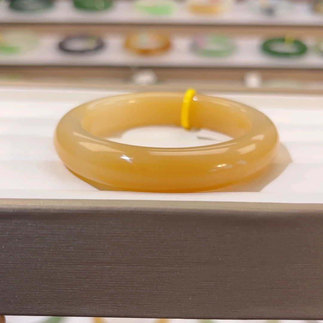 和田玉未镶嵌手镯蜜糖甜甜哒！