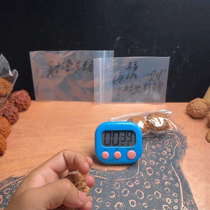文玩核桃吊坠随机