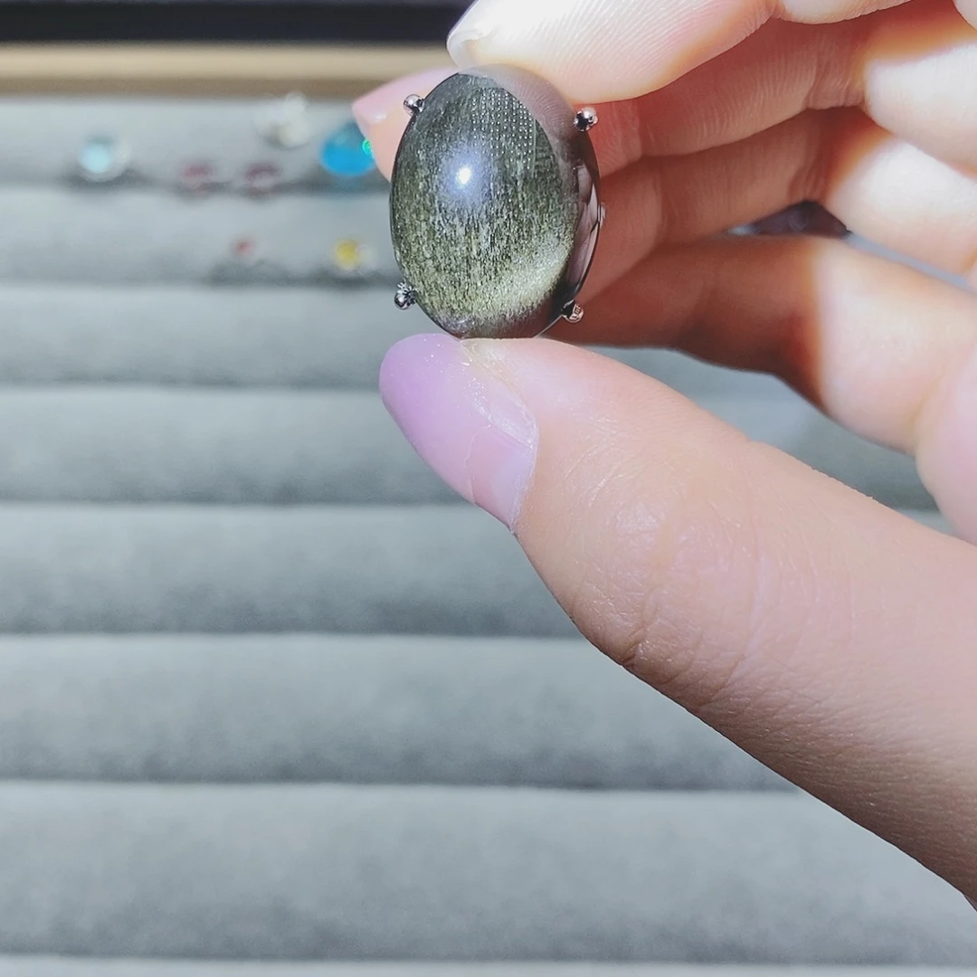 【闪购商品】银S925镶嵌耳饰托帕石