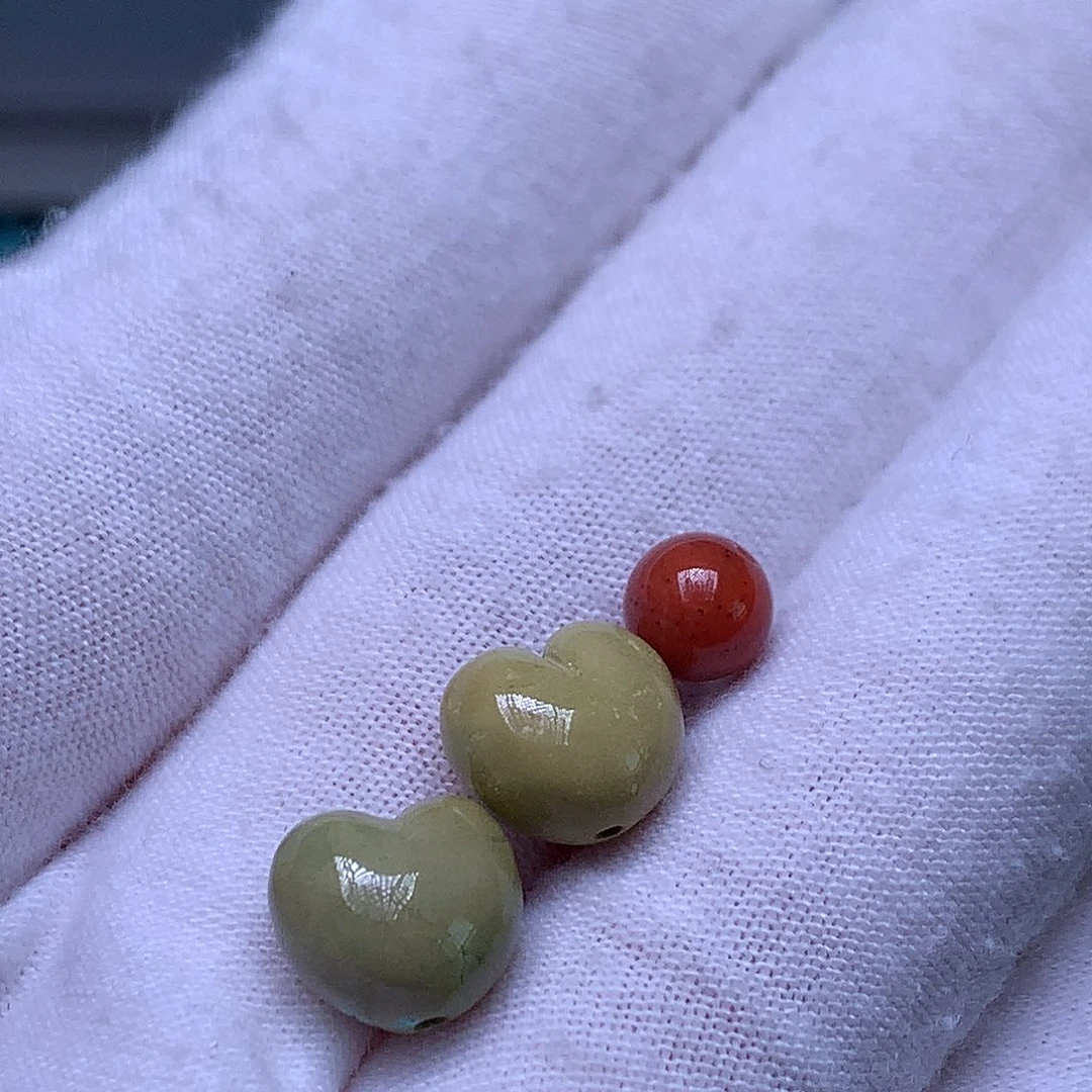 未镶嵌南红玛瑙珠宝奇石