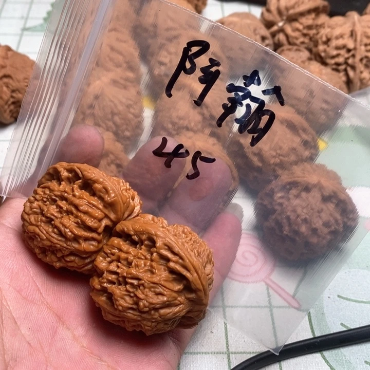 文玩核桃把件阿*核桃