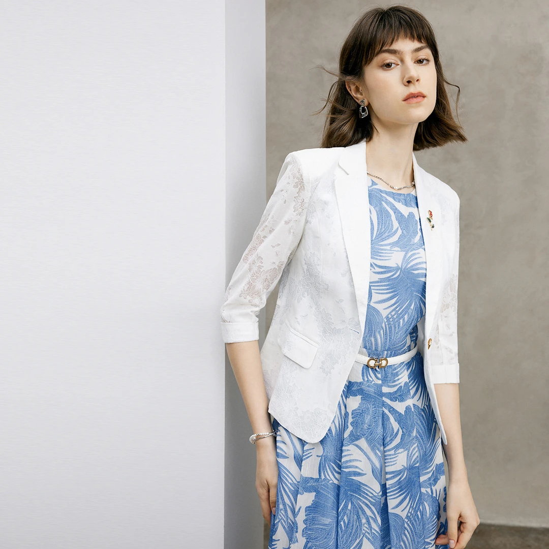 颜域都市通勤春季时尚镂空设计感收腰显瘦七分袖西装外套女1159