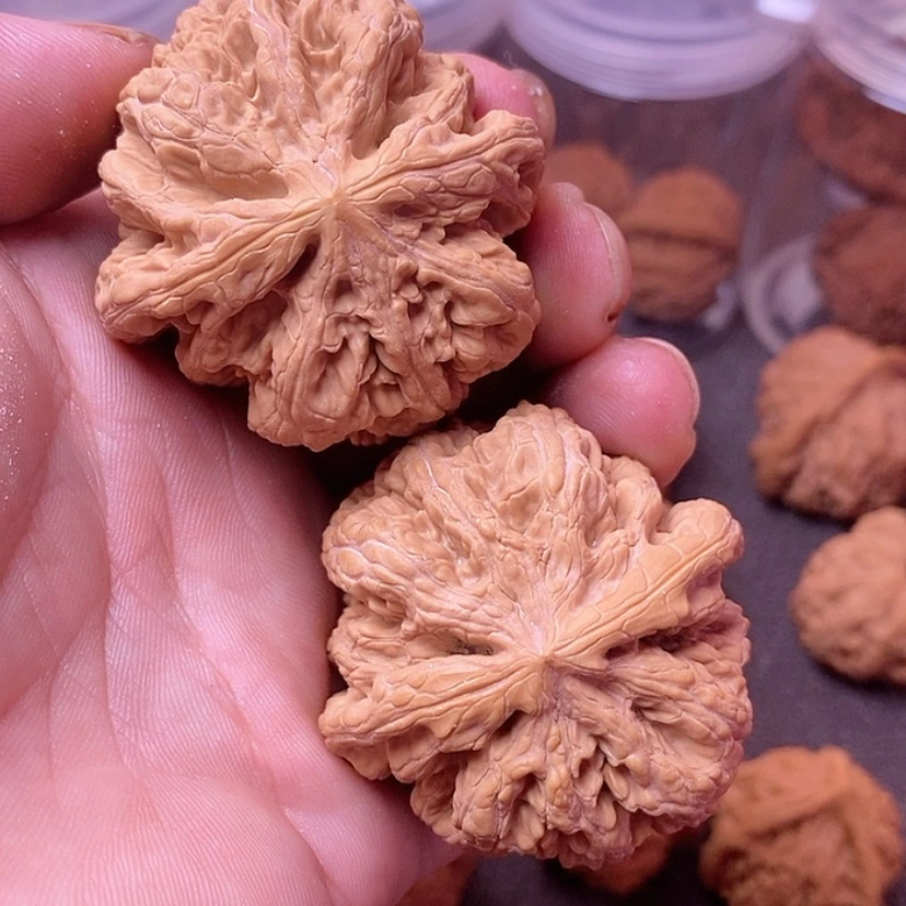 【闪购商品】吊坠文玩核桃48大粗筋