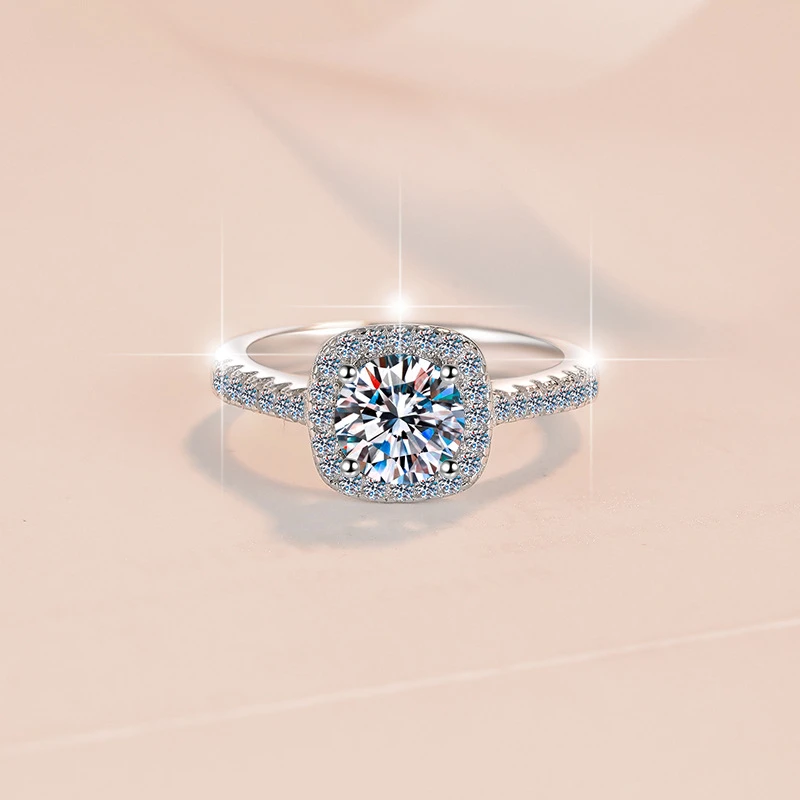 925银莫桑石戒指 设计师女士指环莫桑戒气质经典镶嵌可调节轻奢