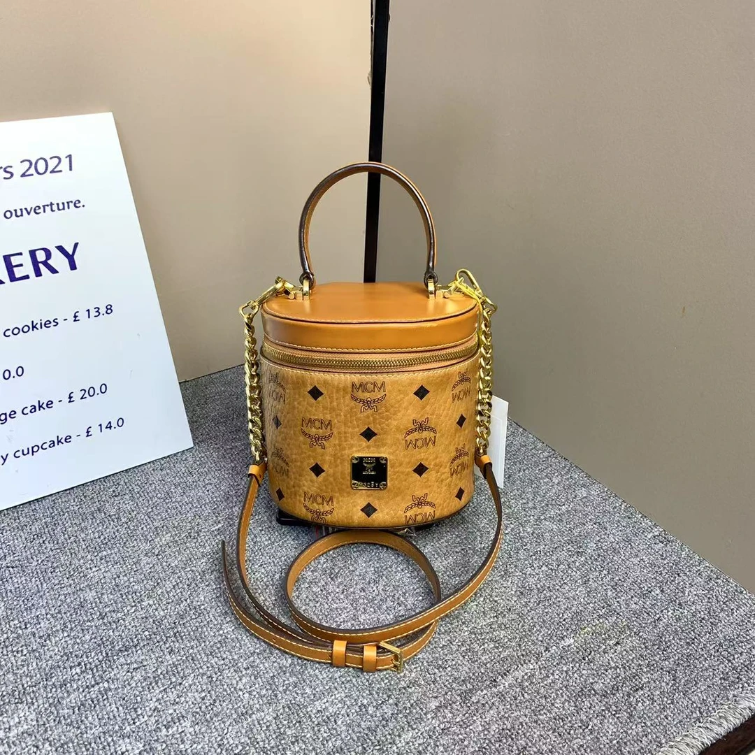 95新 MCM 小怡中古/MCM发财桶