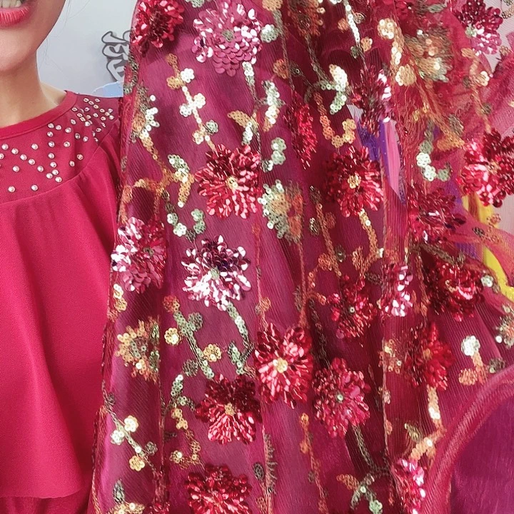 交谊舞厅和音乐厅各两