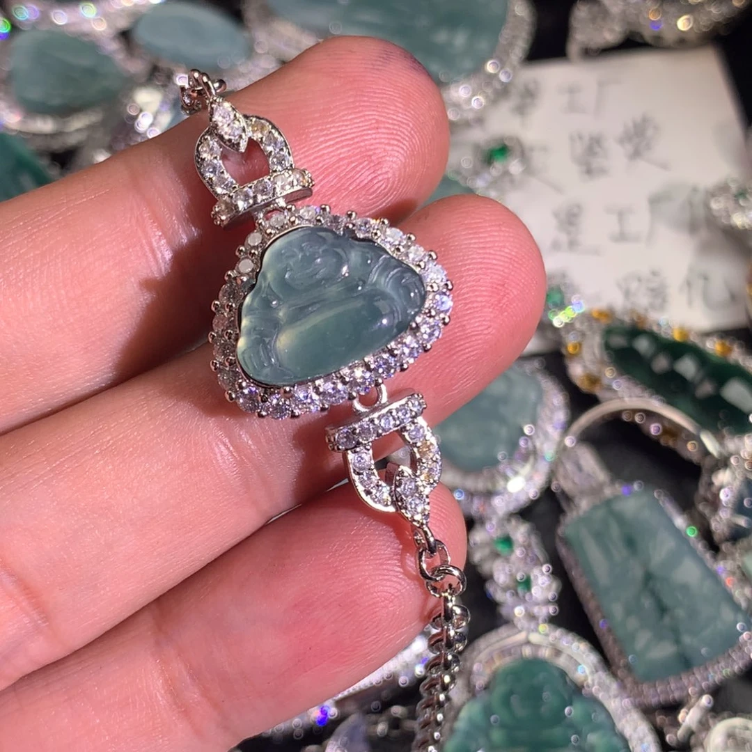 翡翠颈饰未镶嵌佛公手链