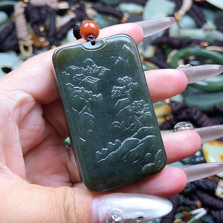 和田玉颈饰未镶嵌