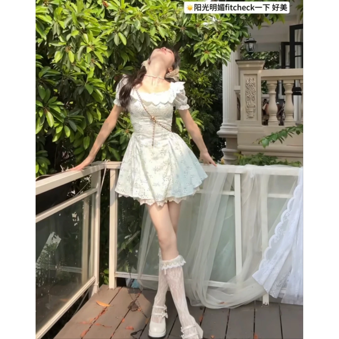 浅夏新品重工刺绣复古仙女气质甜美连衣裙遮肉短袖裙子